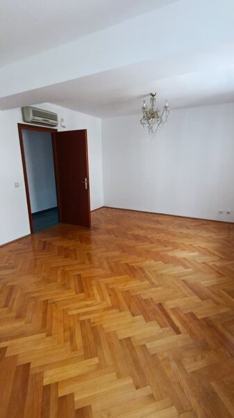 Primaverii, apartament premium 4 cam., parcare subterana, 2 intrari
